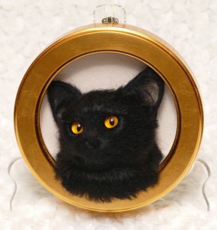 黒猫　羊毛フェルト猫人形(丸額入り) SOLD OUT